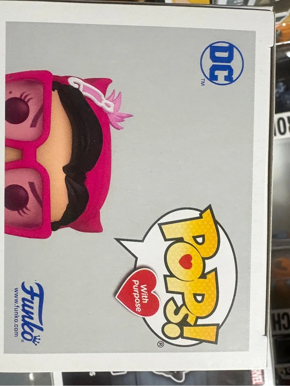 Funko Pop! DC Comics Bombshells Catwoman Pink Vinyl Figure breast cancer - Picture 5 of 6